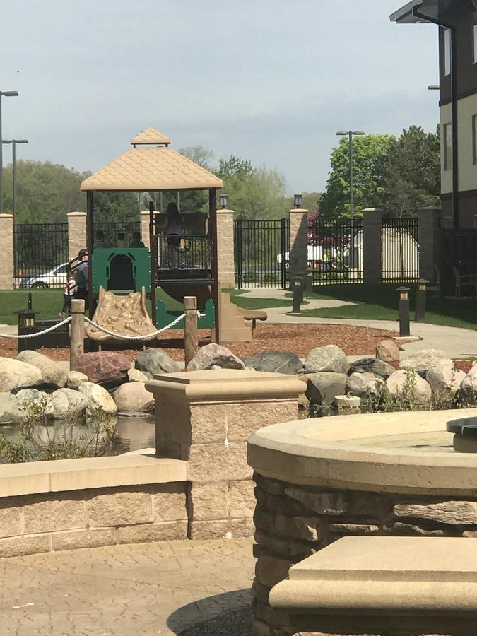 Soaring Eagle Waterpark And Hotel Mount Pleasant Buitenkant foto